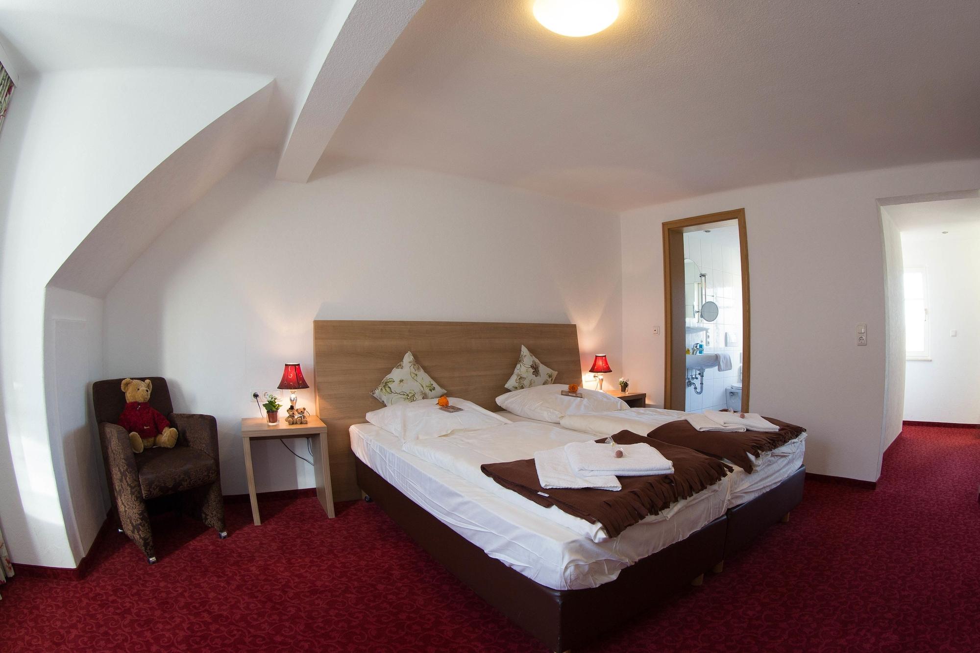 Boutiquehotel Goldene Rose - Self-Check-In Rothenburg ob der Tauber Exterior foto