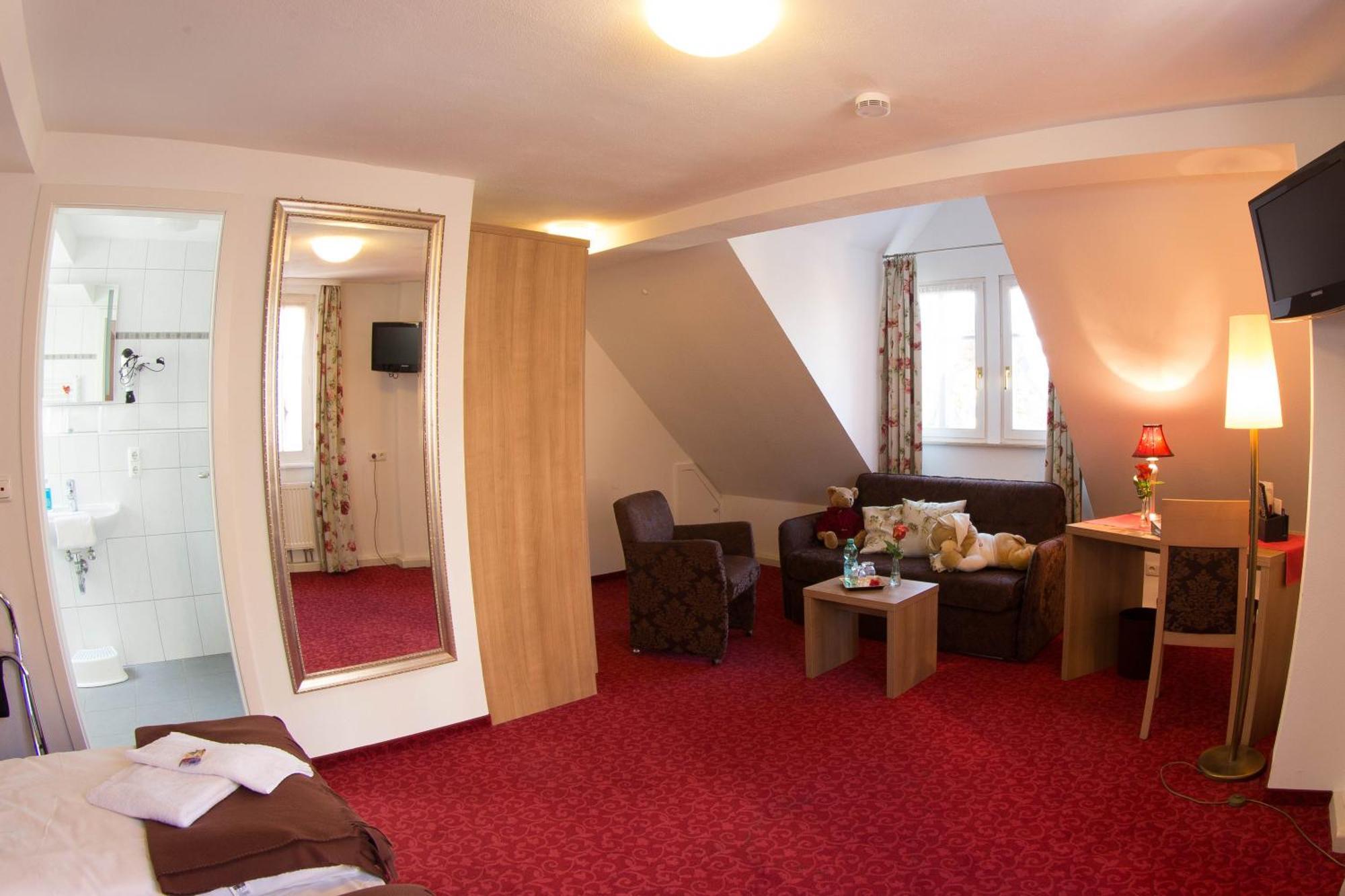 Boutiquehotel Goldene Rose - Self-Check-In Rothenburg ob der Tauber Exterior foto