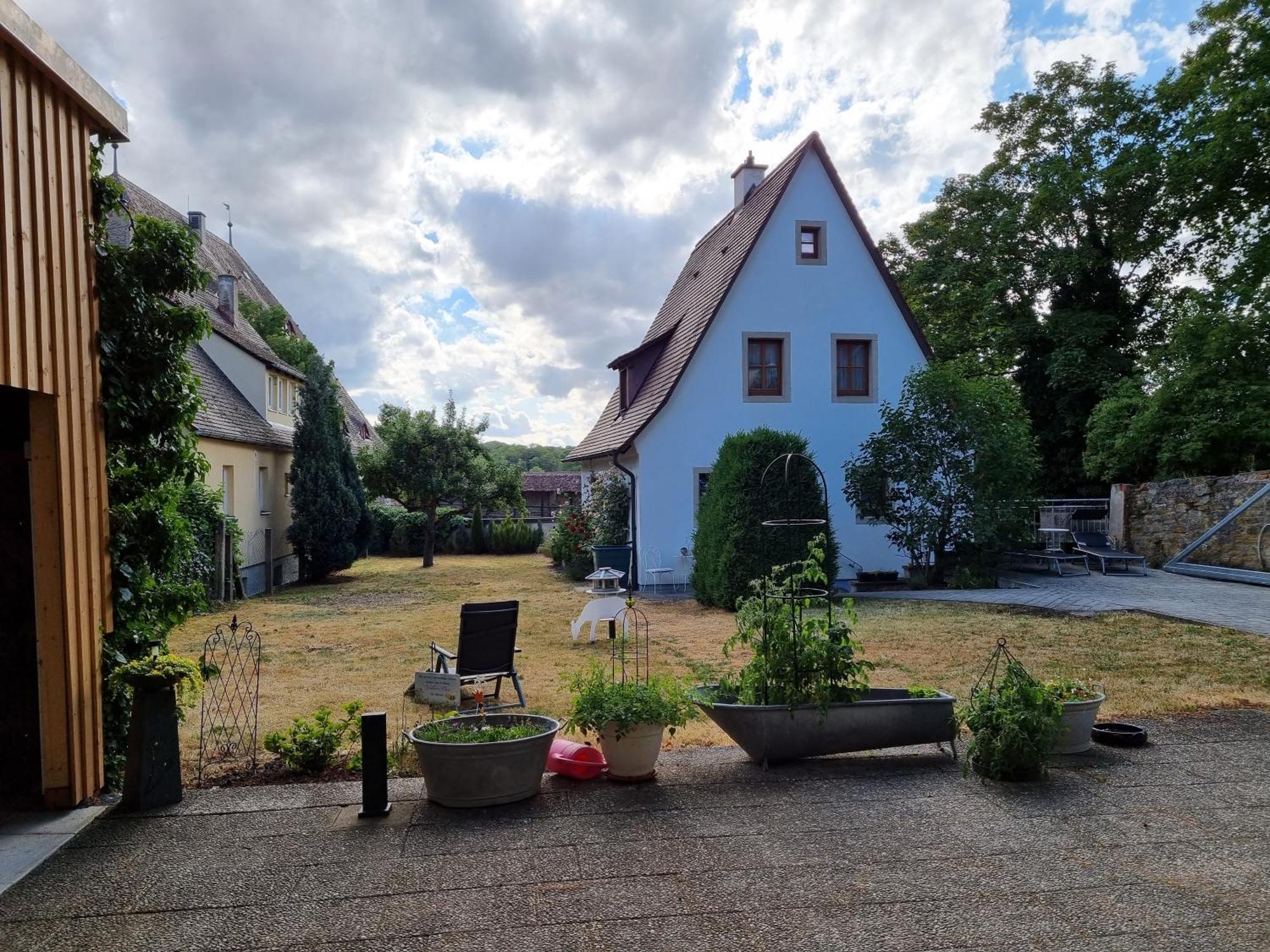 Boutiquehotel Goldene Rose - Self-Check-In Rothenburg ob der Tauber Exterior foto