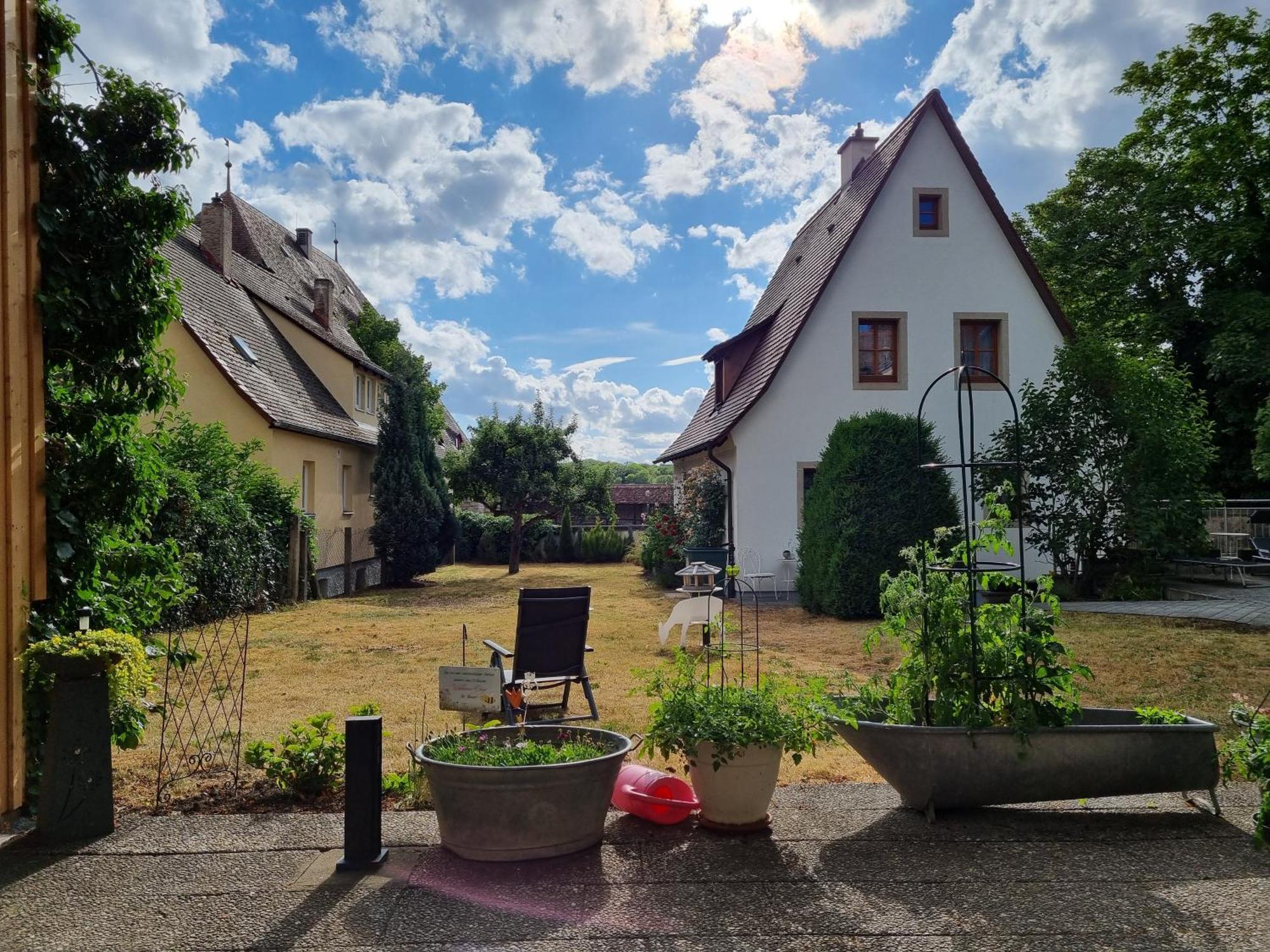 Boutiquehotel Goldene Rose - Self-Check-In Rothenburg ob der Tauber Exterior foto