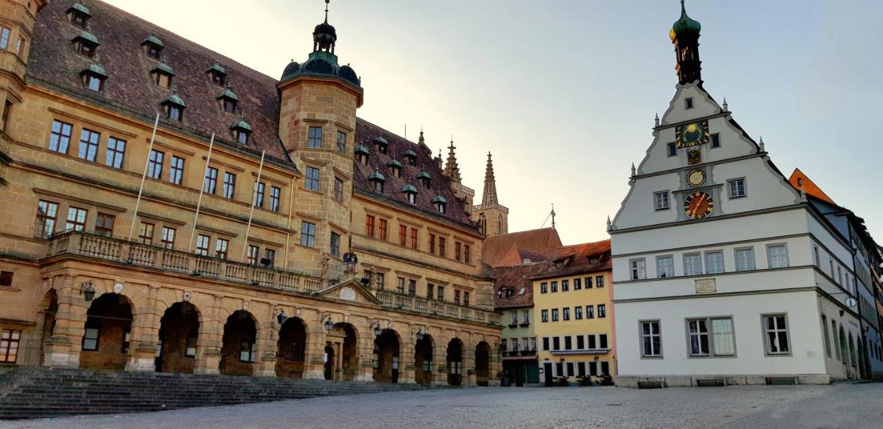 Boutiquehotel Goldene Rose - Self-Check-In Rothenburg ob der Tauber Exterior foto